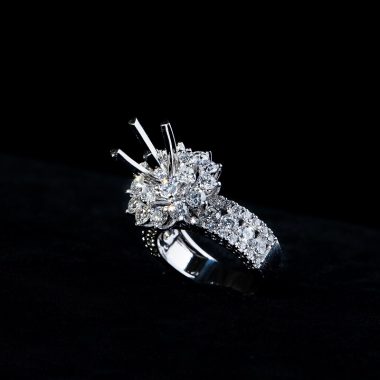 Vỏ nhẫn kim cương vàng trắng 18K – Deam Diamond